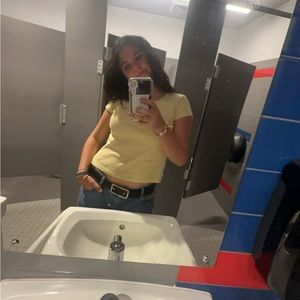 Meet your Posher, Isabela